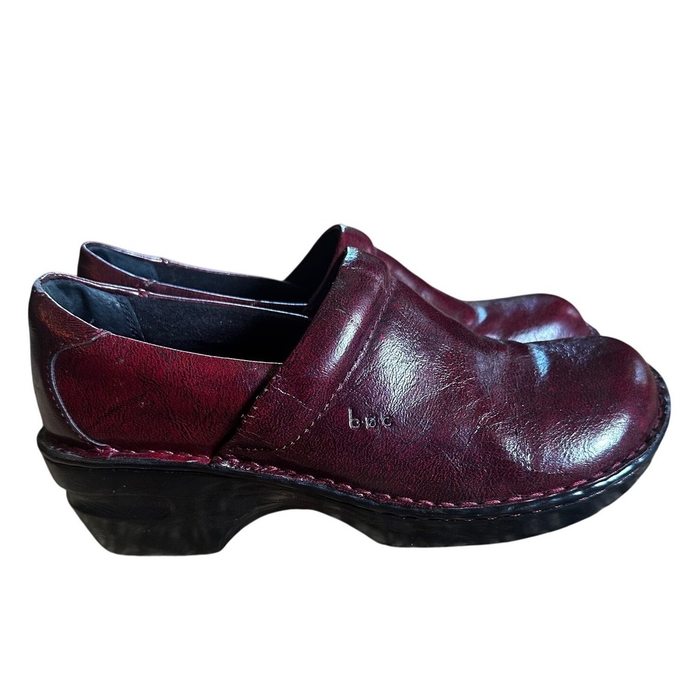 B.O.C. Born Concept Burgundy Clogs Women's 8